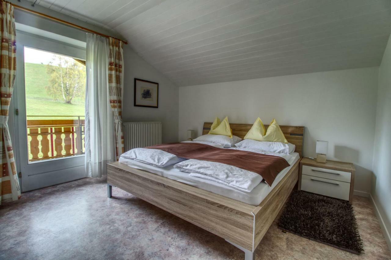 Garni Sonnegg Bed & Breakfast Petersberg Exterior photo